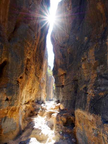 Klettern Campen Wandern Oman Bergwelten Schoepf