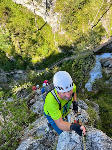 Toller Tiefblick in die Silberbergklamm.
