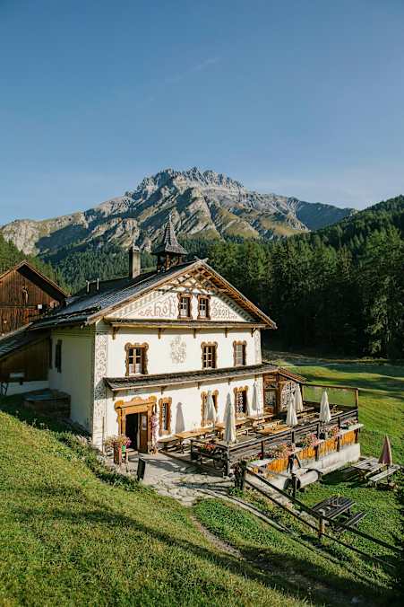 Hof Zuort am Ende des Val Sinestra in Graubünden