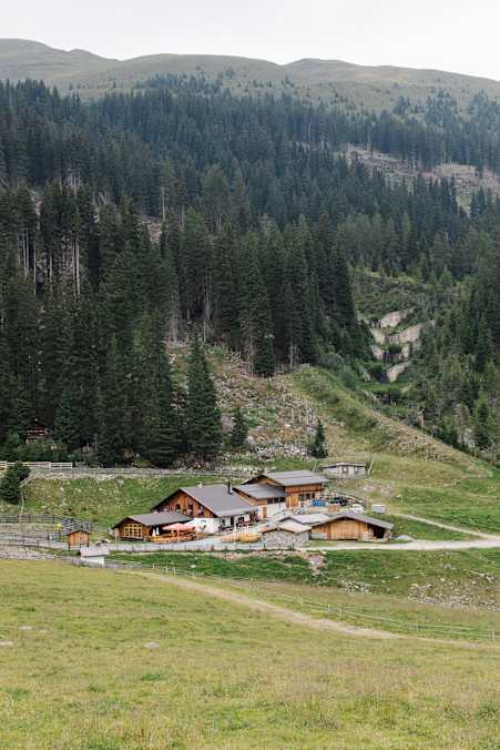 Die Inzinger Alm auf 1.641m Höhe im Tiroler Oberland