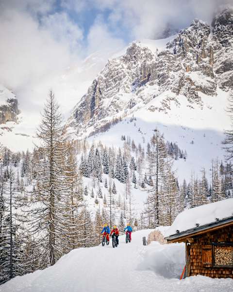 Fatbike-Downhill von der Türlwandhütte am Fuße des Dachsteins