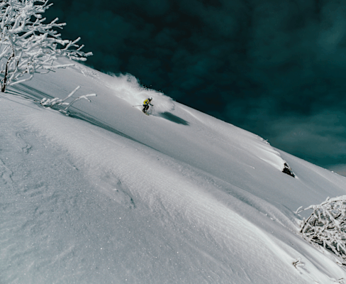 Mit dem Fotobuch „Endless Options“ wollte Luca Skifahren von seiner schönsten Seite zeigen, mehr als gelungen würden wir meinen