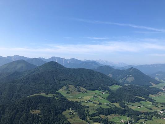 Ausblick beim Gleitschirmfliegen in der Nähe vom Schoberstein