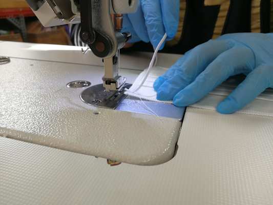 Näharbeiten am Oberalp-Standort Montebelluna