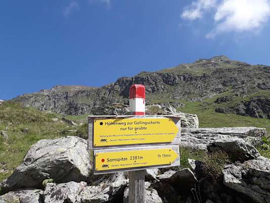 Die Wanderwege sind bestens beschildert.