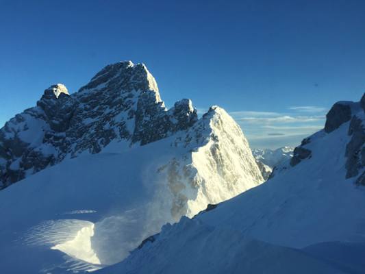 Sonnenaufgang an der Dachstein-Südwand
