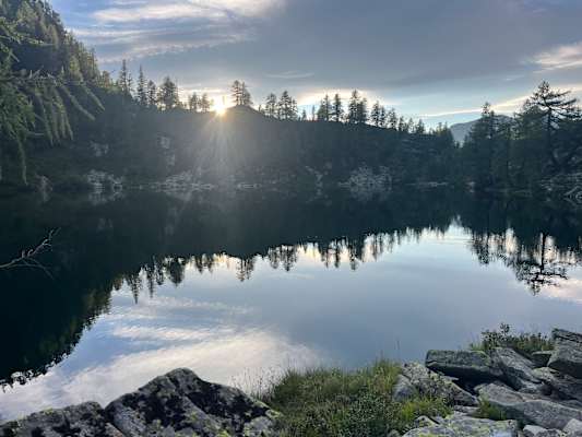 Sonnenuntergang am Lago di Sfii