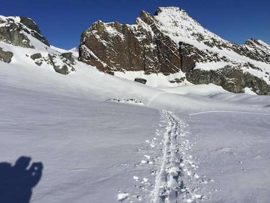 Britannia Hütte, 3.030 m