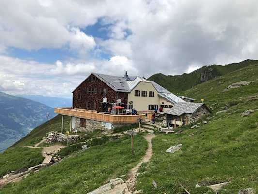 Das Zwischenziel - die Edelhütte