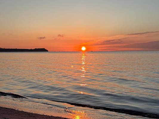Sonnenaufgang am Strand von Juliusruh auf Rügen