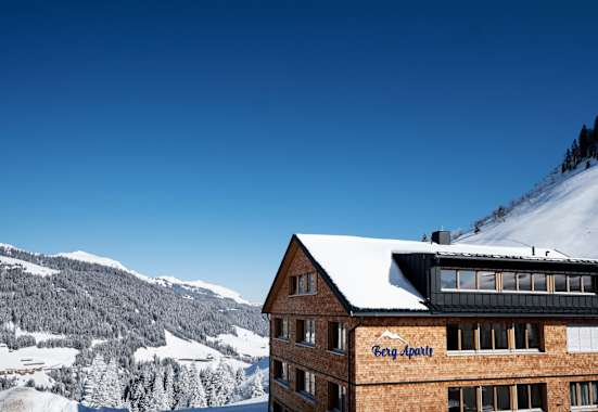 Apartment außen Winter