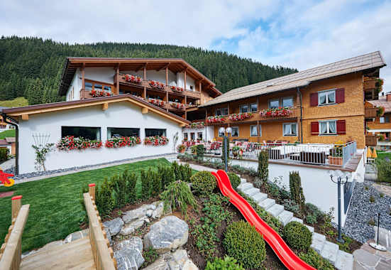 Hotel Alpenblume Aussen