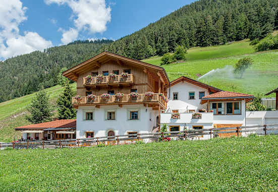 Südansicht Hotel Berghof