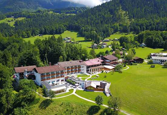 Alm- & Wellnesshotel Alpenhof