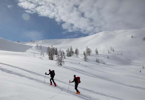 Skitourengeher am Weg aufs Kreuzeck