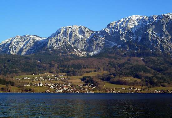 Bergsteigerdorf Steinbach am Attersee