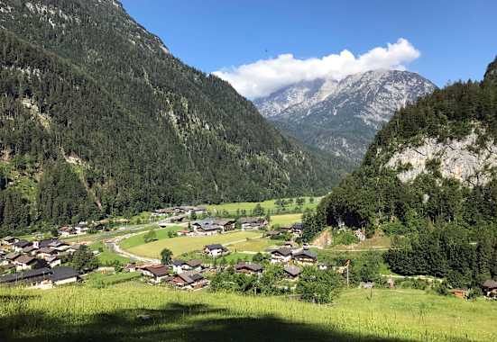 Das Bergsteigerdorf Weißbach bei Lofer im Salzburger Saalachtal