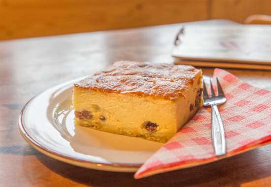 Topfenkuchen von der Ennser Hütte