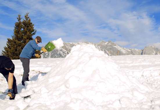 Ein „Panzerknacker-Biwak“ lässt sich relativ einfach errichten