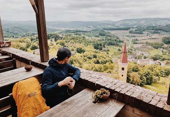 Ernst Merkinger wandert weit