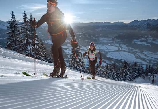 Entspanntes Pistentouren im Skitourenpark in St. Johann in Tirol