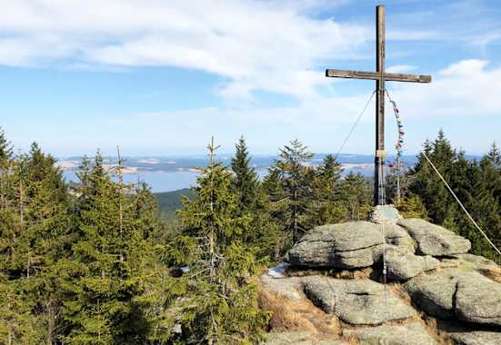 Aussicht vom Bärenstein auf den Moldaustausee