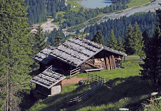 Falbesoner Nockalm – eine gemütliche Wanderung durch die Naturlandschaft. 