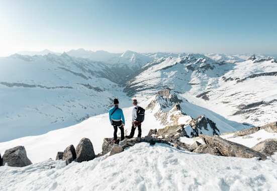 Bergsteiger auf der Skitour rund um die Berlinerspitze