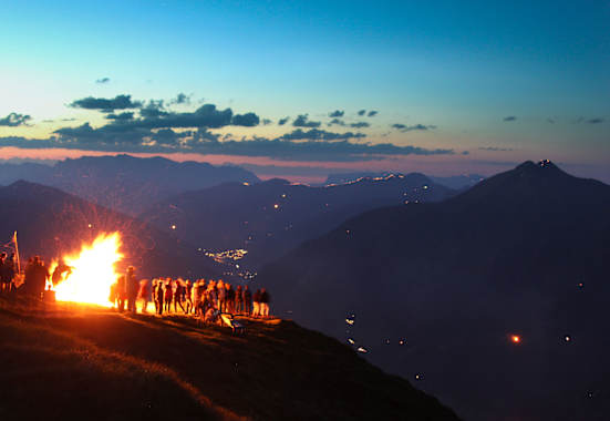 Sonnwendfeuer im Gasteinertal, Salzburg
