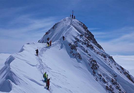 Die Wildspitze mit Skitourengeher