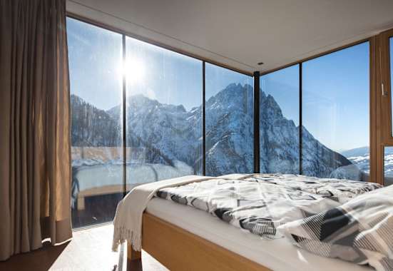 Bergwelten Hütten besondere Zimmer Dolomitenhütte