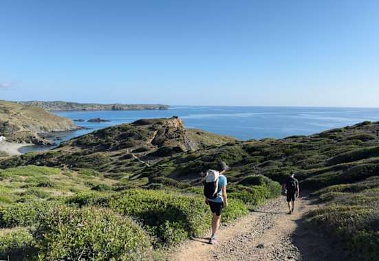 Der Camí de Cavalls führt zu den schönsten Stränden von Menorca.
