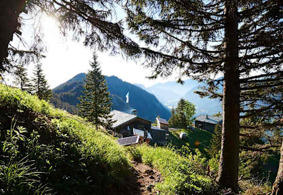 Die Brunnenkopfhütte (1.602 m) in Bayern