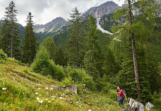 Wer viel in den Bergen unterwegs ist, der sollte gut mit seiner Ausrüstung vertraut sein