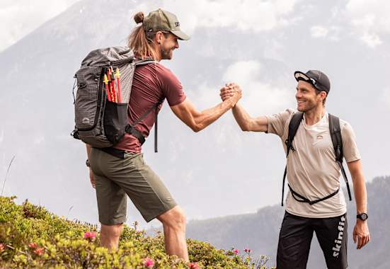 Mit der "Stoffwechsel" Aktion von Skinfit kannst du gleichzeitig deinen Kleiderkasten entrümpeln und etwas Gutes für die Umwelt tun.