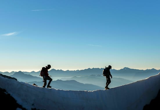 Seilschaft in den Dauphiné-Alpen in Frankreich