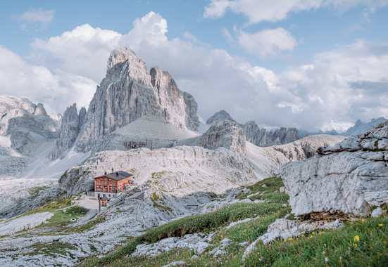Die Büllelejochhütte in den Dolomiten