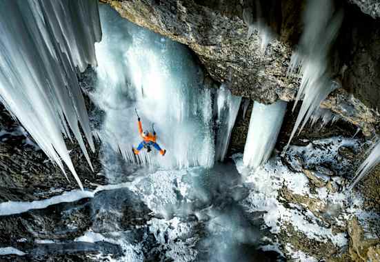 Mammut: Eiger Extreme – Athlet Dani Arnold an der Breitwangflue