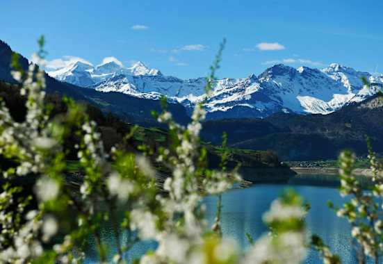 Wandern in Obwalden: Entlang des Findlingswegs im Naturparadies Brünig-West