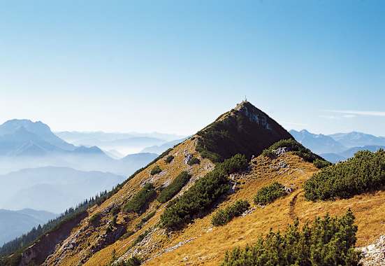 Am Gipfel des Gamssteins in den Nördlichen Kalkalpen in Niederösterreich
