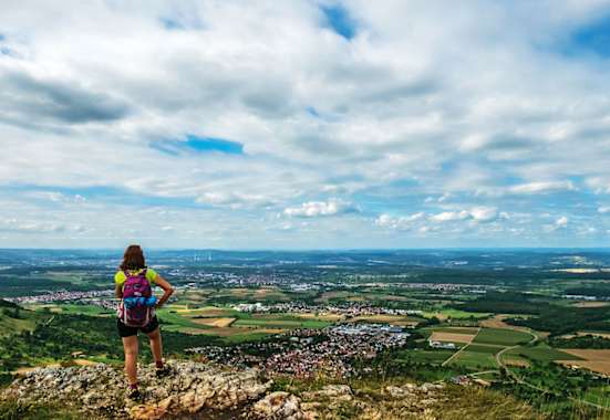 Wandern im Biosphärengebiet Schwäbische Alb: Gipfel des Breitensteins bei Ochsenwang