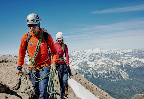 Knallige Farben am Berg