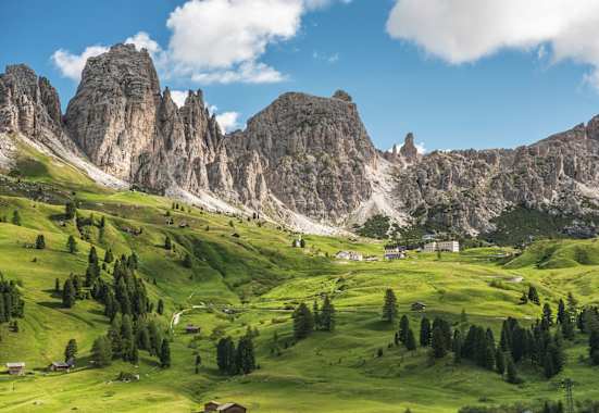 Alpenüberquerung: Grödner Joch in Südtirol