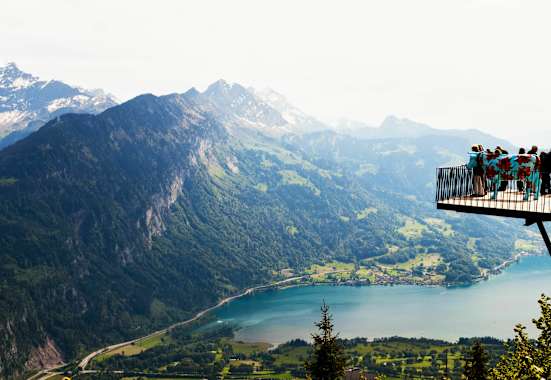 Aussichtsplattform am Harder Kulm bei Interlaken im Berner Oberland