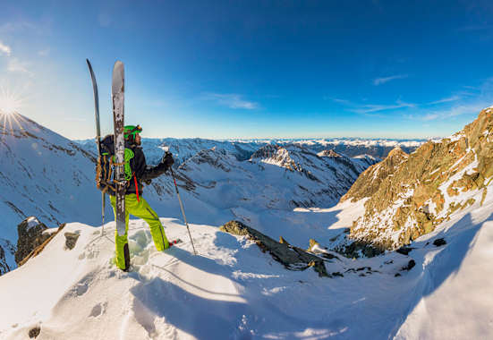Skitourengehen, Berggipfel, Ausblick