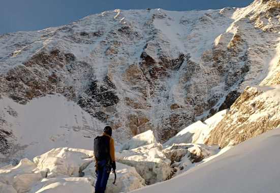 Bergsteiger vor der Königsspitze Nordwand