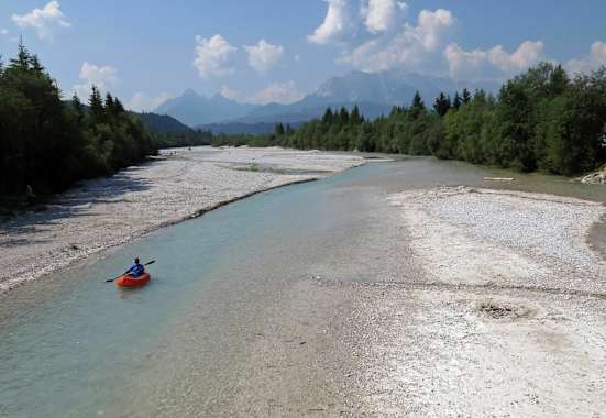 Kanu-Spaß mit Luftbooten: Die 6 schönsten Touren in Bayern und Österreich