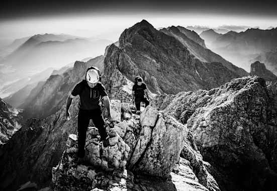 Bergsteiger am Jubiläumsgrat der Höllentalspitzen in Bayern