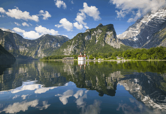 An Schönheit ist das Berchtesgadener Land kaum zu übertreffen. Der Königssee mit dem Steinernen Meer im Hintergrund.