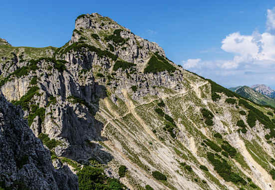 Hangquerung unterhalb der Kramerspitze in Garmisch-Partenkirchen in Bayern